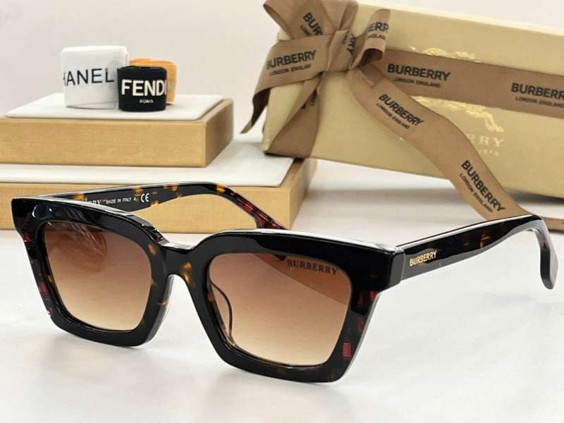 Picture of Burberry Sunglasses _SKUfw53691703fw